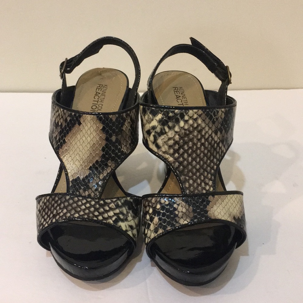 NWOT Kenneth Cole Faux Snake Skin Heels - Picture 2 of 6